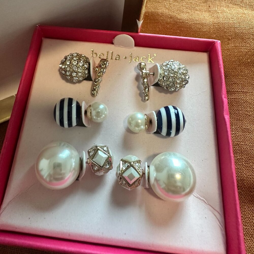 Bella Jack Sparkly, Pearl Earring Set in Box (BRAND NEW)